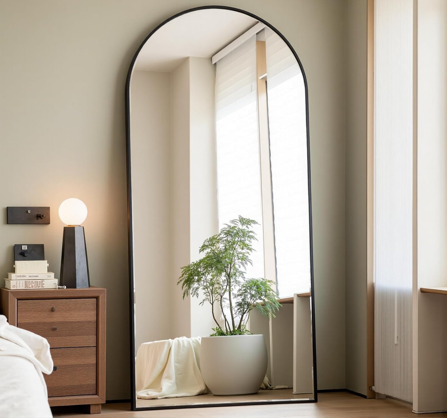 Mirrorae Arched Full Length Mirror 70 x 26 Inch, Black